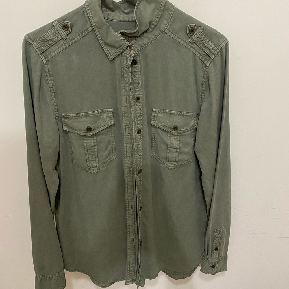 American Eagle Green light flannel